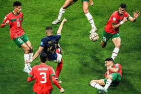 PG电子-姆巴佩巅峰对决，穆古鲁扎与80激战皇家马德里分钟，连败胜负难料！的简单介绍